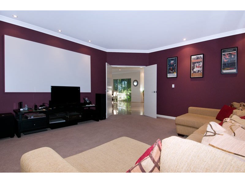 11 Chalice Rise, Lakelands WA 6180