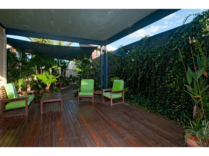 11 Chalice Rise, Lakelands WA 6180