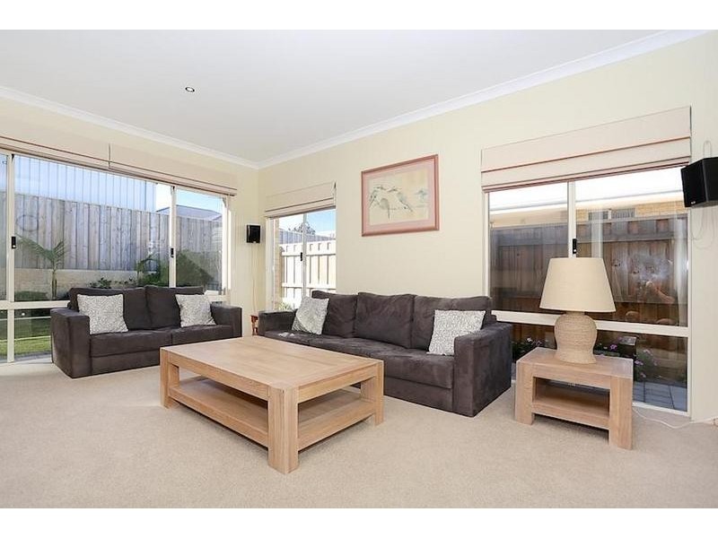 14 Santalum Circus, Halls Head WA 6210