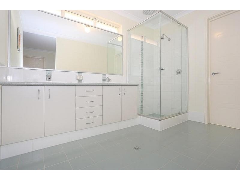 14 Santalum Circus, Halls Head WA 6210