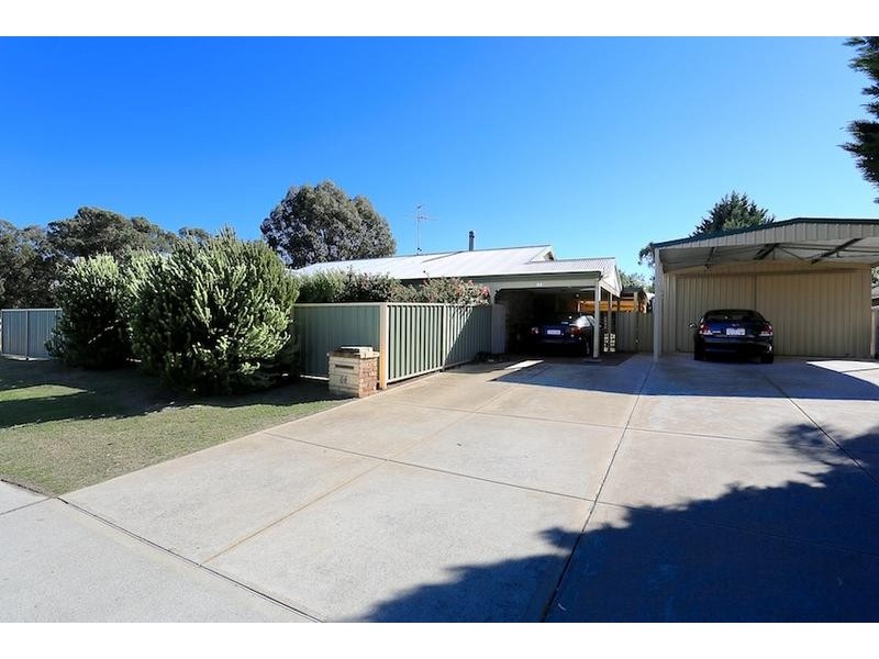 84 Murdoch Drive, Greenfields WA 6210