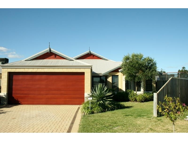 10 Senecio Way, Halls Head WA 6210