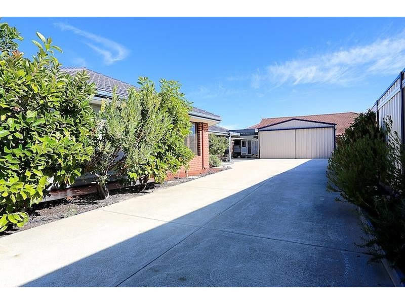 35 Donnybrook Turn, Dawesville WA 6211