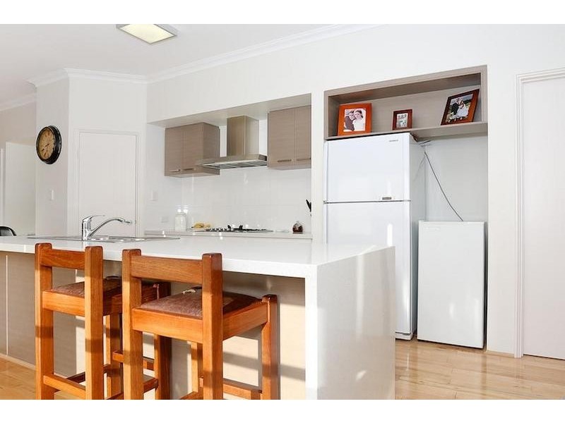 25 Karri Karri Pass, Lakelands WA 6180