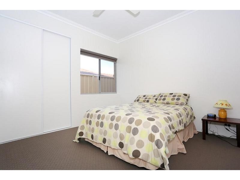 25 Karri Karri Pass, Lakelands WA 6180