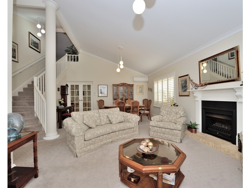 4 Pond Court, San Remo WA 6210