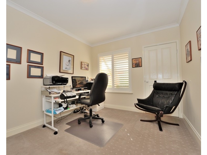 4 Pond Court, San Remo WA 6210