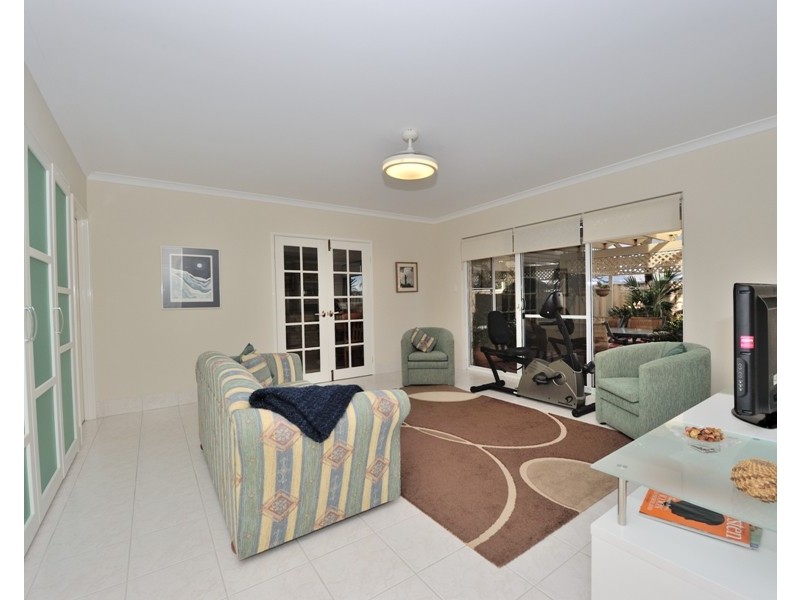 4 Pond Court, San Remo WA 6210