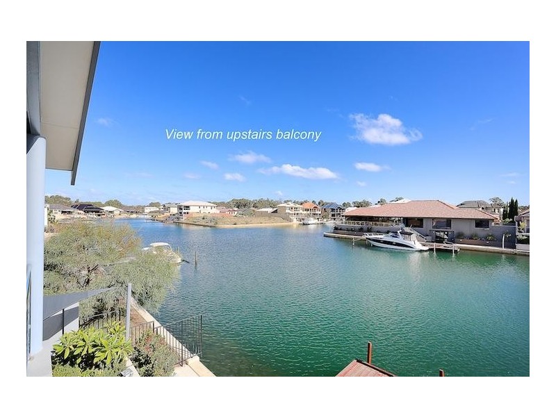 38 Leisure Way, Halls Head WA 6210