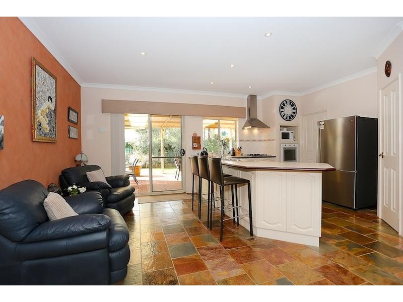 1 Langar Court, Erskine WA 6210