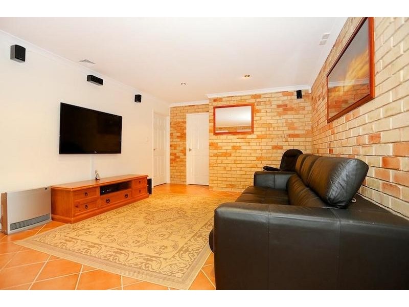 4 Pyrford Ramble, Erskine WA 6210