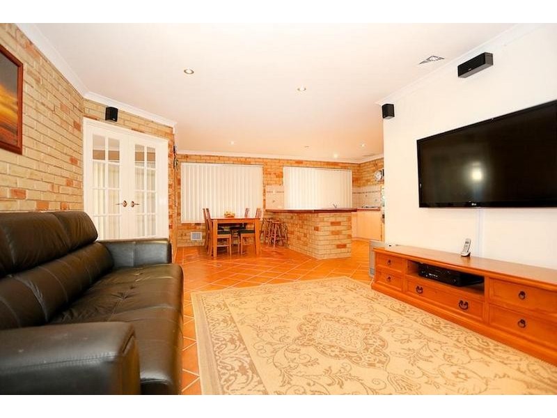 4 Pyrford Ramble, Erskine WA 6210