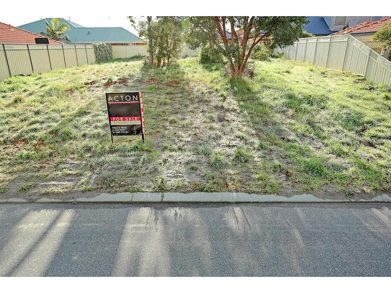 9 Premier Street, Dudley Park WA 6210