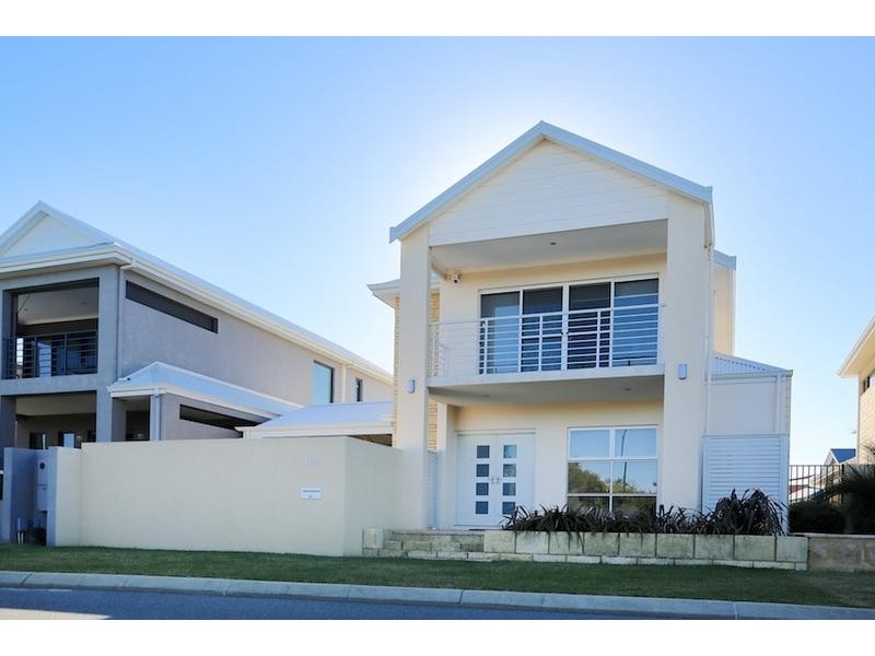 101 Darwin Terrace, Dudley Park WA 6210