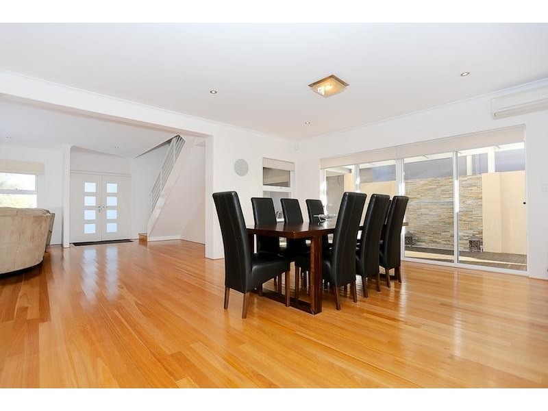 101 Darwin Terrace, Dudley Park WA 6210