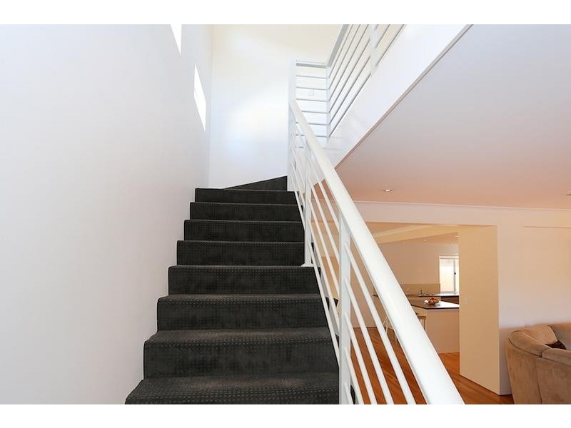 101 Darwin Terrace, Dudley Park WA 6210