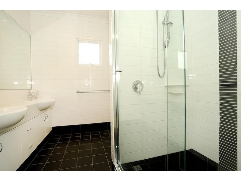 101 Darwin Terrace, Dudley Park WA 6210