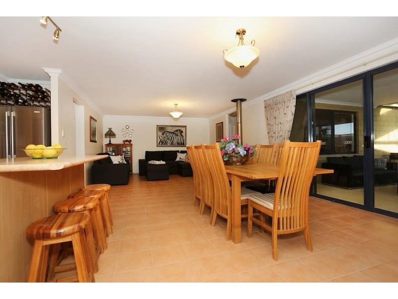 3 Dotterel Drive, Dudley Park WA 6210