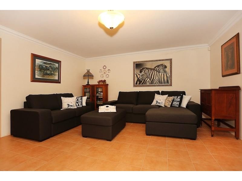 3 Dotterel Drive, Dudley Park WA 6210