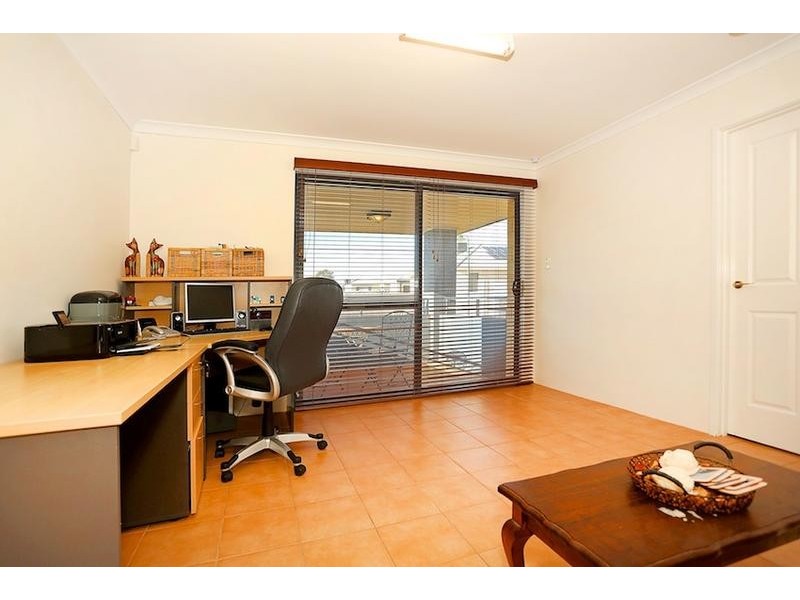 3 Dotterel Drive, Dudley Park WA 6210