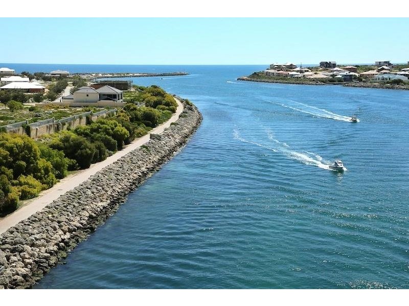 8 Gratitude Way, Dawesville WA 6211