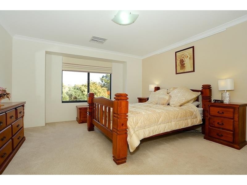 10 Dora Place, Dawesville WA 6211