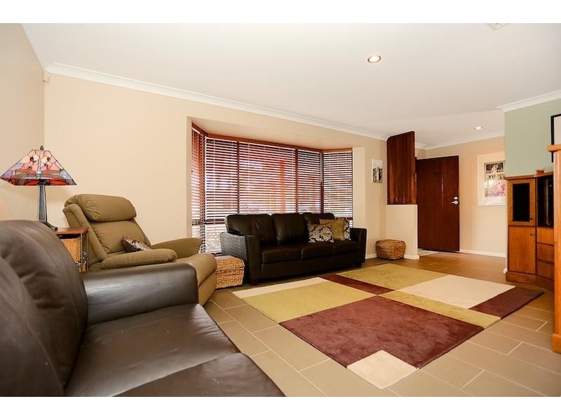 55 Glencoe Parade, Halls Head WA 6210