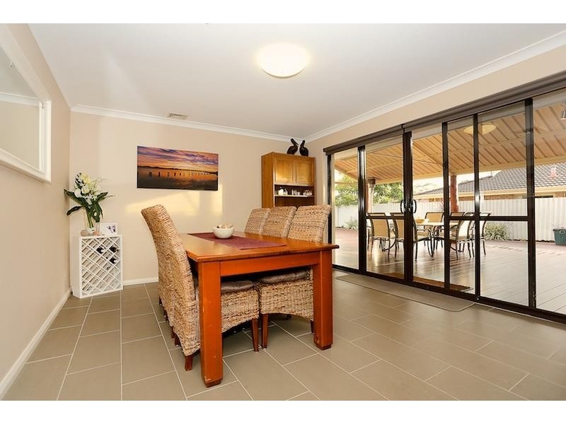 55 Glencoe Parade, Halls Head WA 6210