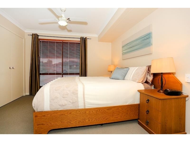 55 Glencoe Parade, Halls Head WA 6210