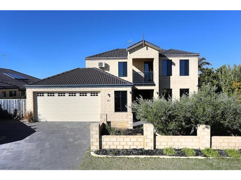 29 Bookleaf Loop, Halls Head WA 6210