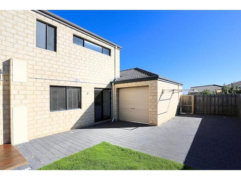 29 Bookleaf Loop, Halls Head WA 6210