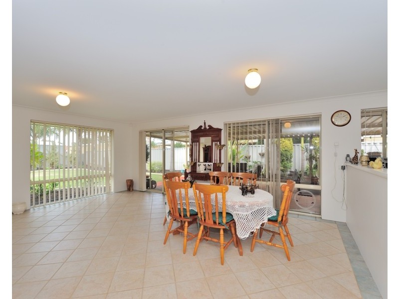 17 Sedgemere Tce, Erskine WA 6210