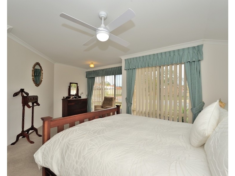 17 Sedgemere Tce, Erskine WA 6210