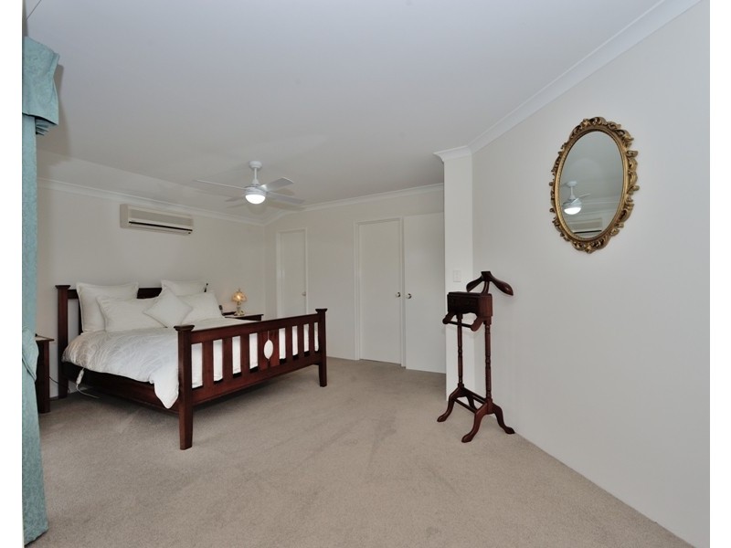 17 Sedgemere Tce, Erskine WA 6210