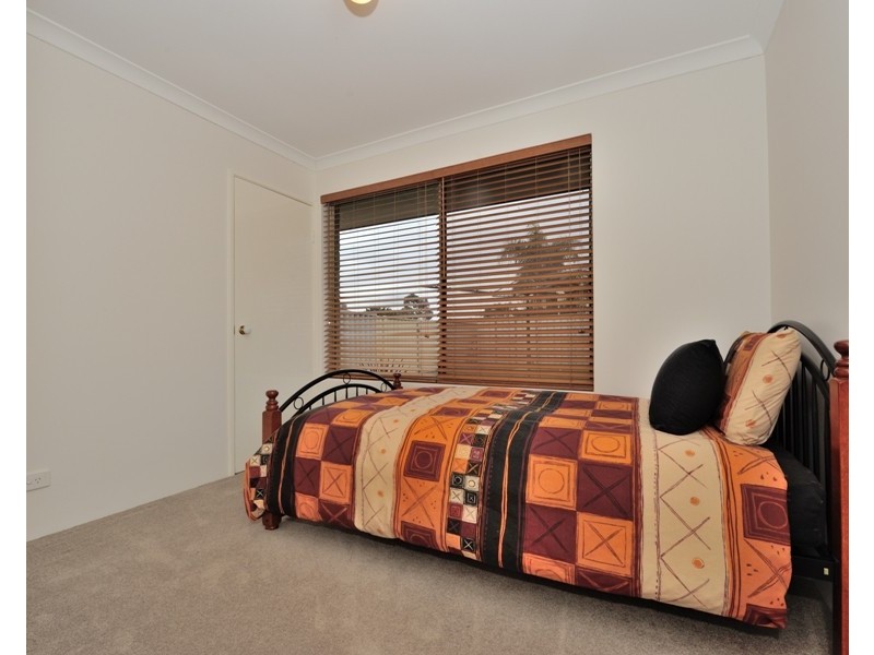 17 Sedgemere Tce, Erskine WA 6210
