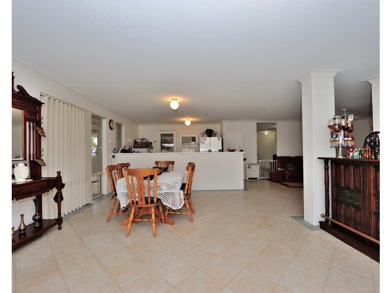 17 Sedgemere Tce, Erskine WA 6210