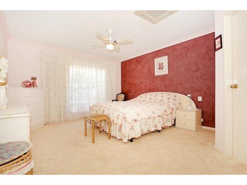 24 Park Ridge Drive, Bouvard WA 6211