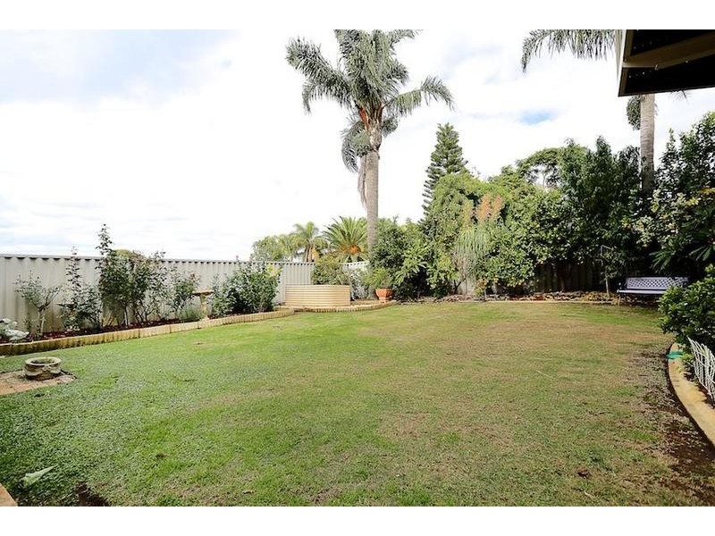 24 Park Ridge Drive, Bouvard WA 6211