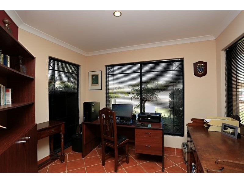 9 Birtles Grove, Erskine WA 6210