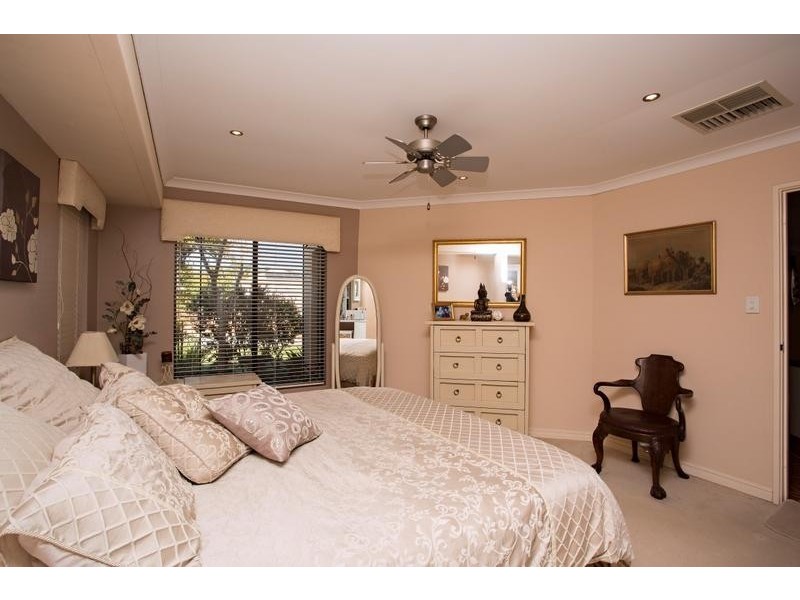 9 Birtles Grove, Erskine WA 6210