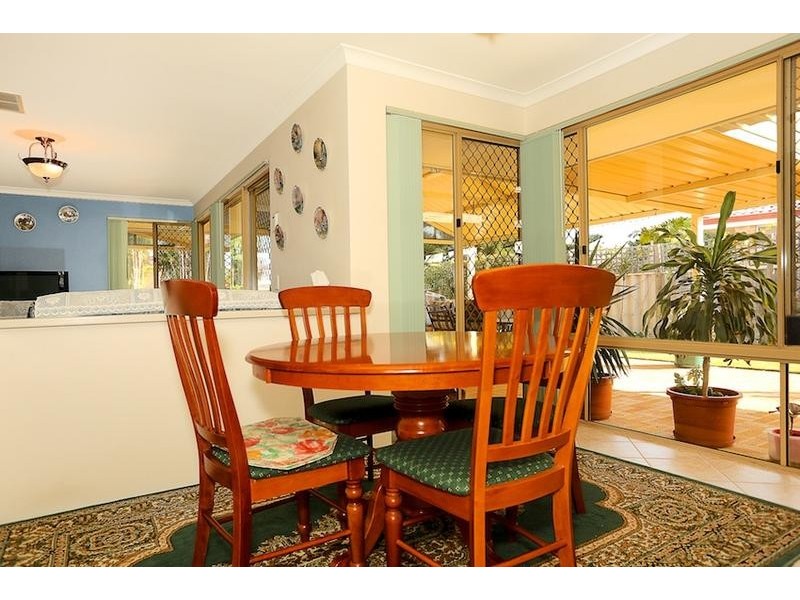 105 Leslie Street, Dudley Park WA 6210