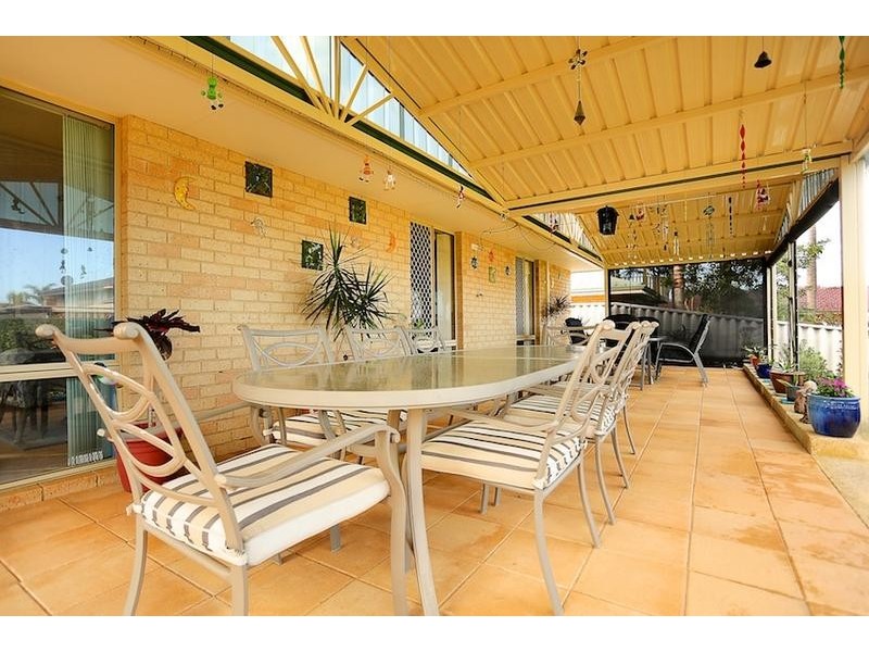 105 Leslie Street, Dudley Park WA 6210