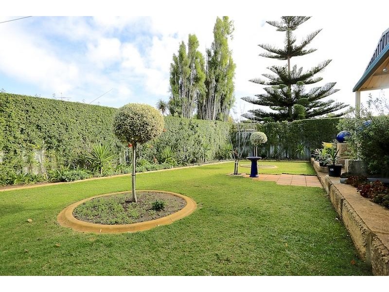 105 Leslie Street, Dudley Park WA 6210