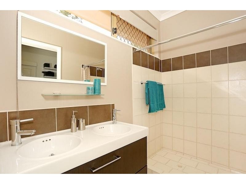 445 Mulga Drive East, Parklands WA 6180