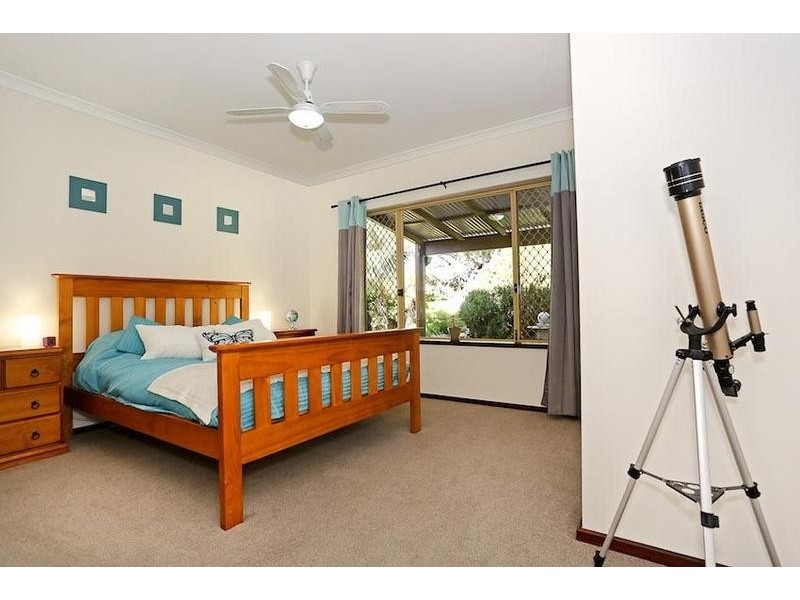 445 Mulga Drive East, Parklands WA 6180