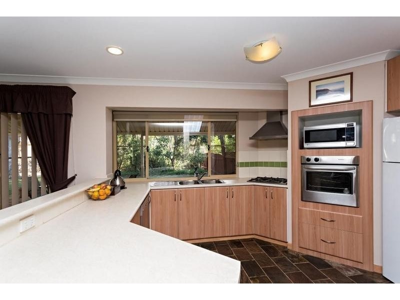 2 Korbel Close, Greenfields WA 6210