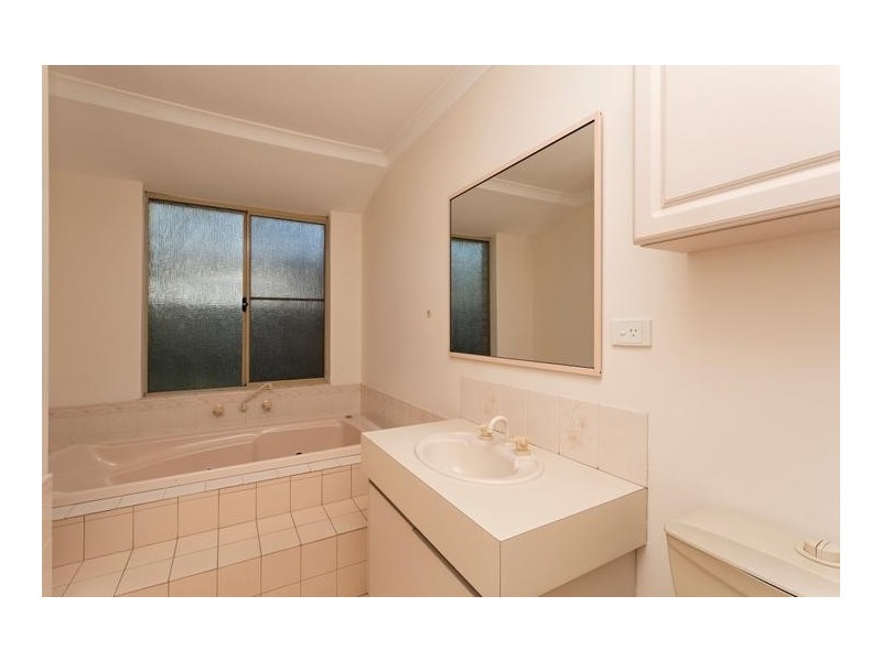 2 Korbel Close, Greenfields WA 6210