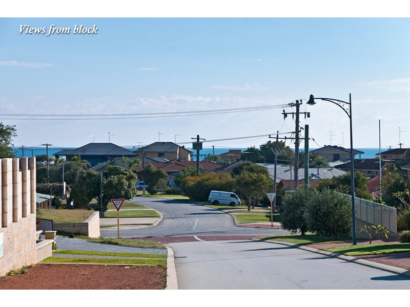 11 Currancy Lass Rise, Madora Bay WA 6210