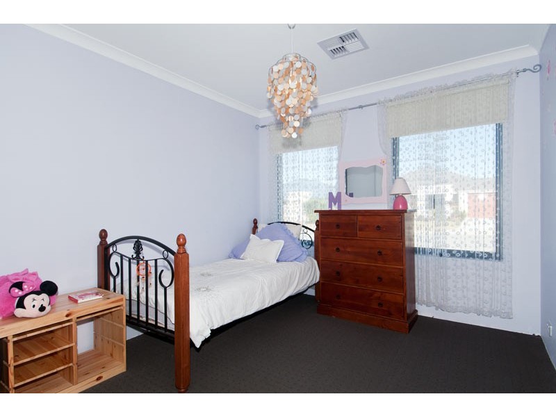 27 Bamburgh Turn, Meadow Springs WA 6210