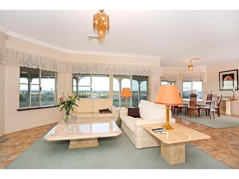 52 Ronsard Drive, San Remo WA 6210